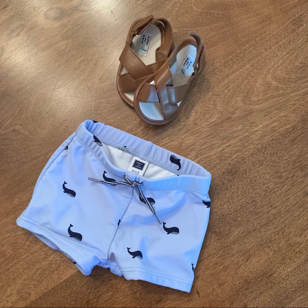 NB Janie and Jack euro swim and crib sandals 0-3m